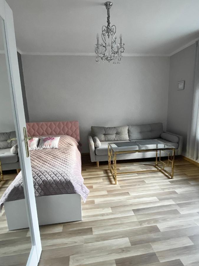 Glamour Apartment Przy Plazy, Z Parkingiem Prywatnym 索波特 外观 照片