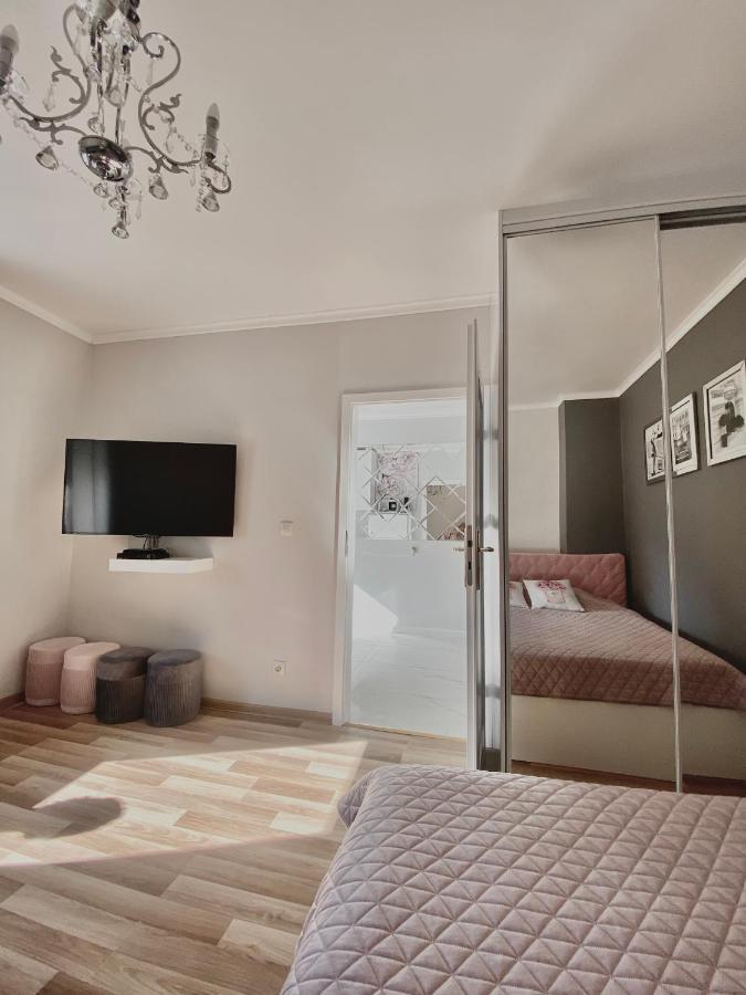 Glamour Apartment Przy Plazy, Z Parkingiem Prywatnym 索波特 外观 照片